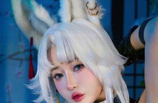 无圣光的诗：Tiny Asa与灰姑娘的写作旅程